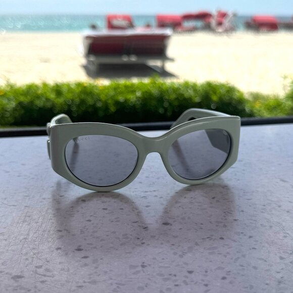 Gucci GG1544S 003 Green Grey Oval Sunglasses Women main image 7